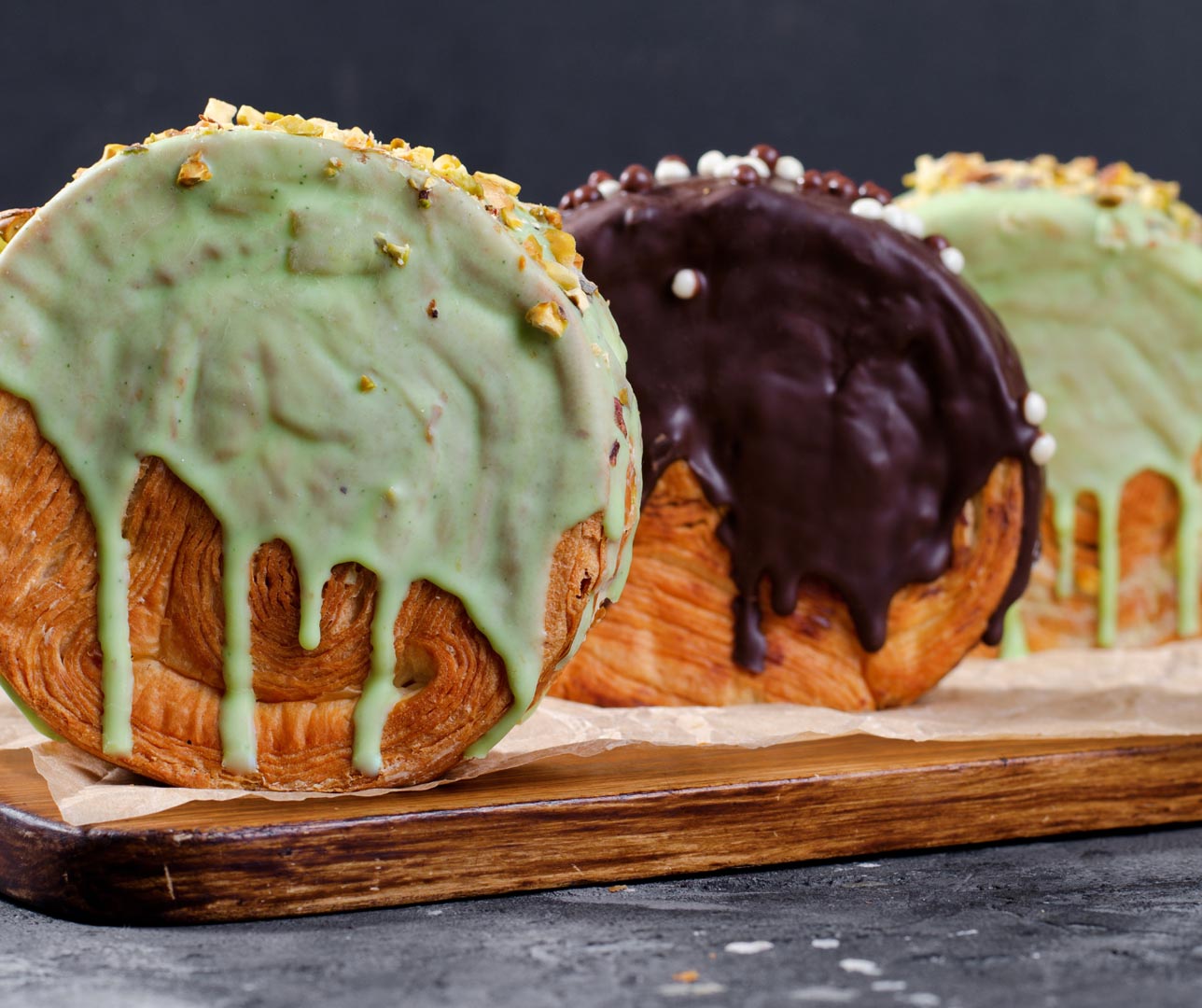 bread, croissant, morning-7577706.jpg